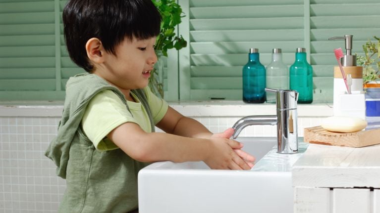 How to get kids to wash their hands